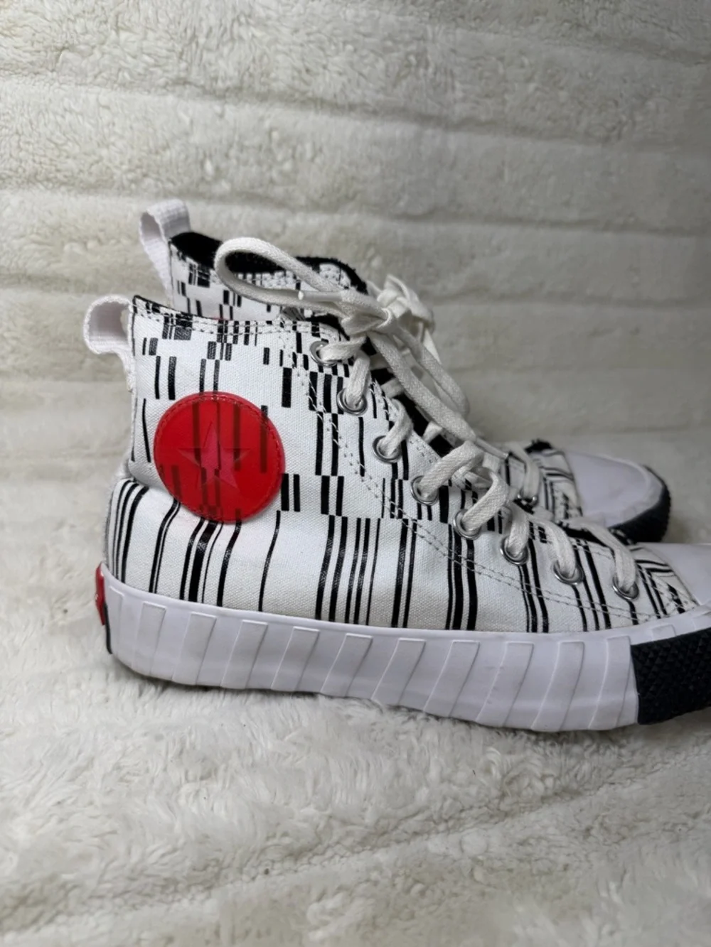 Mens 7 CONVERSE CHUCK TAYLOR UNT1TL3D HIGH "TRANSLUCENT BARCODE WHITE/RED 6.5 - Picture 2 of 8